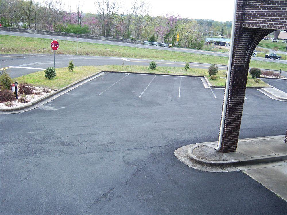 Days Inn Guntersville Buitenkant foto