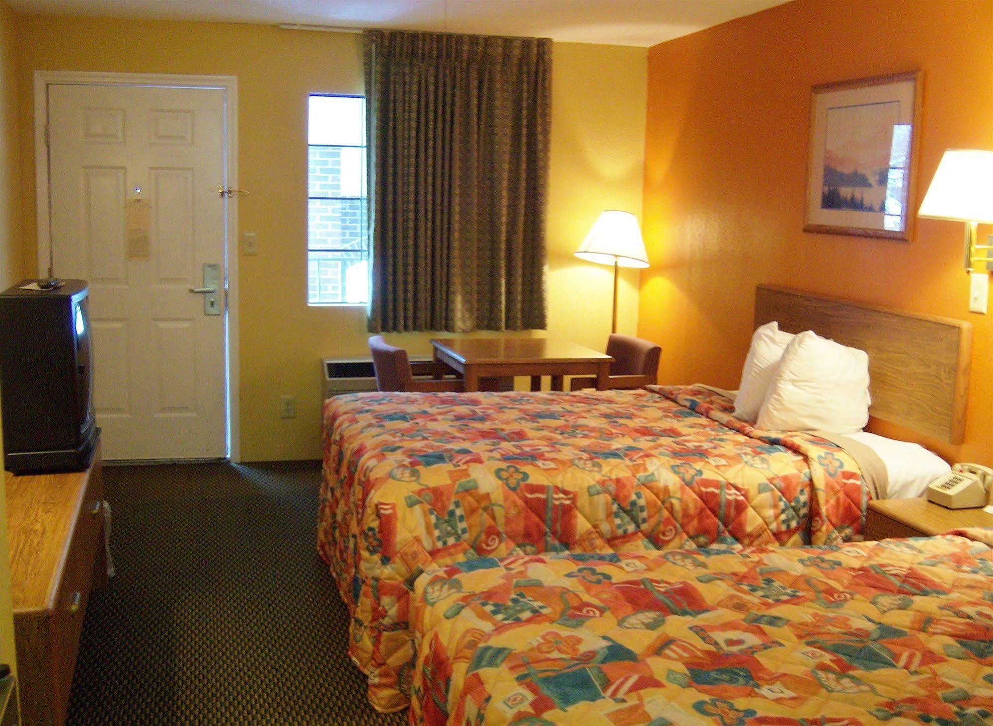 Days Inn Guntersville Buitenkant foto