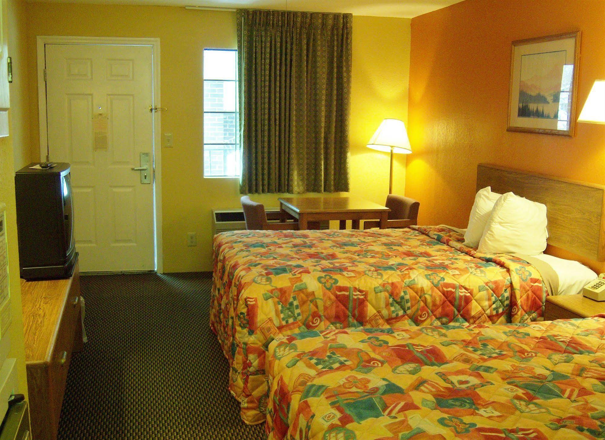 Days Inn Guntersville Buitenkant foto